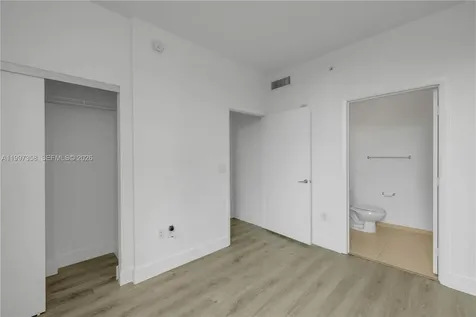 3340 NE 190th Street Aventura FL 33180