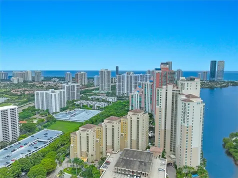 3340 NE 190th Street Aventura FL 33180