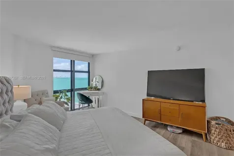 1111 Crandon Boulevard Key Biscayne FL 33149
