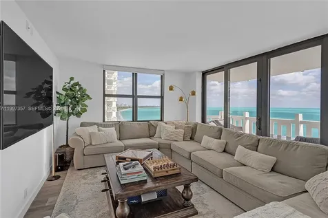 1111 Crandon Boulevard Key Biscayne FL 33149