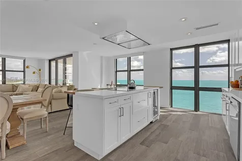 1111 Crandon Boulevard Key Biscayne FL 33149