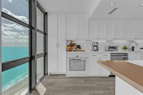 1111 Crandon Boulevard Key Biscayne FL 33149
