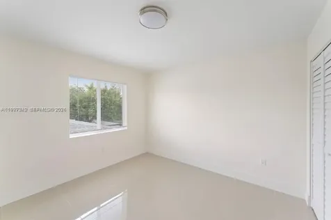 2268 NW 52nd Street Miami FL 33142