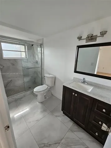 8633 SW 137 Avenue Miami FL 33183