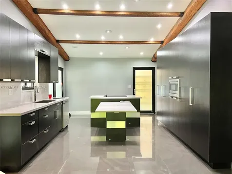 9331 NW 48th Doral Terrace Doral FL 33178