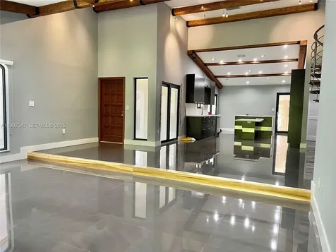 9331 NW 48th Doral Terrace Doral FL 33178