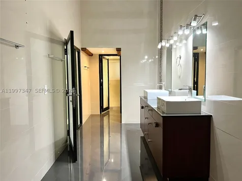 9331 NW 48th Doral Terrace Doral FL 33178