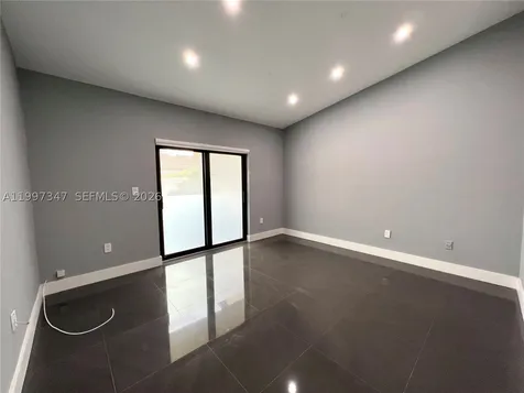 9331 NW 48th Doral Terrace Doral FL 33178