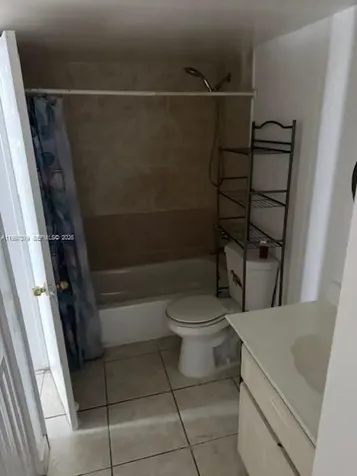 488 NW 165th Street Road Miami FL 33169