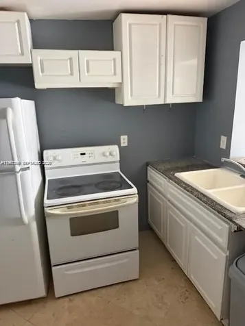 488 NW 165th Street Road Miami FL 33169