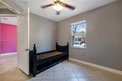 990 NE 42nd Place Homestead FL 33033