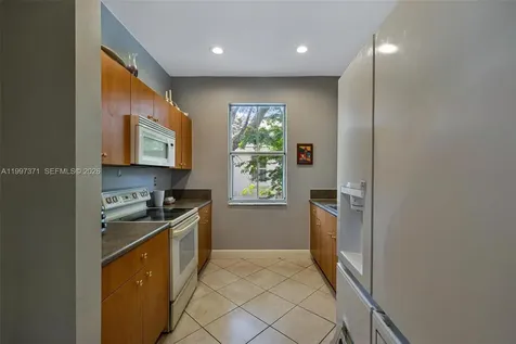 990 NE 42nd Place Homestead FL 33033