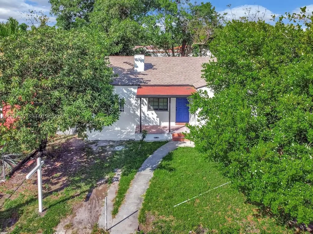 547 NW 49th Street Miami FL 33127