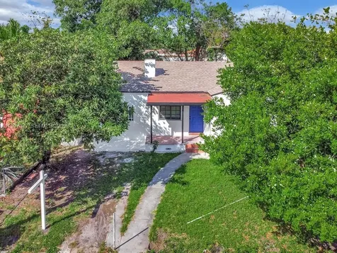547 NW 49th Street Miami FL 33127