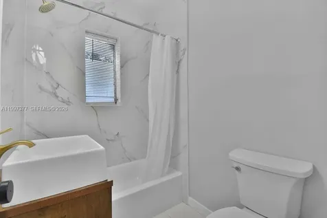 547 NW 49th Street Miami FL 33127