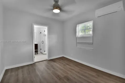 547 NW 49th Street Miami FL 33127