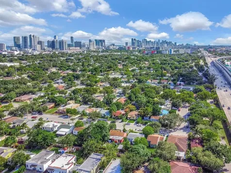 547 NW 49th Street Miami FL 33127