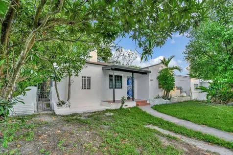 547 NW 49th Street Miami FL 33127