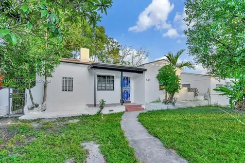 547 NW 49th Street Miami FL 33127