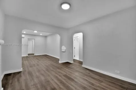 547 NW 49th Street Miami FL 33127