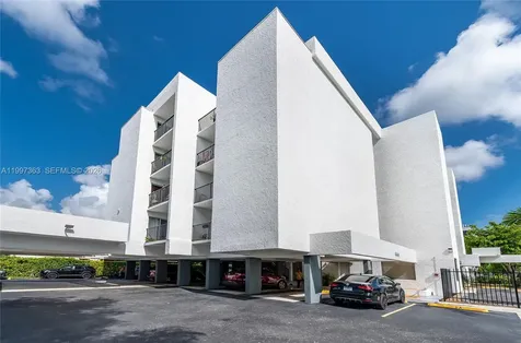 444 SW 27th Avenue Miami FL 33135