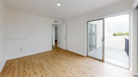 444 SW 27th Avenue Miami FL 33135