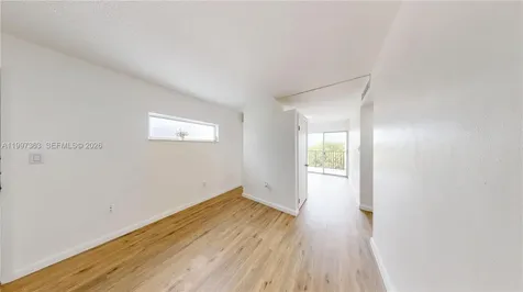 444 SW 27th Avenue Miami FL 33135