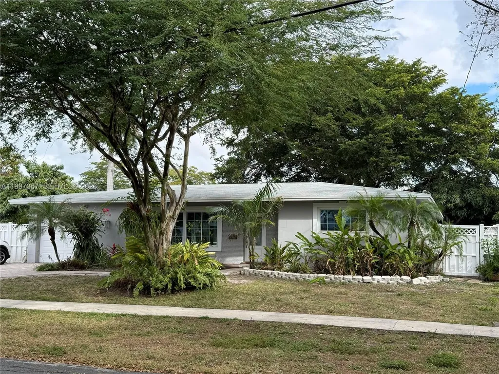 410 SW 56th Avenue Plantation FL 33317