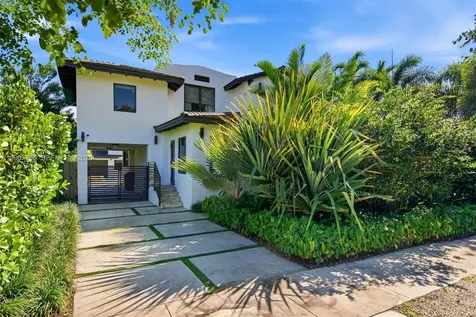 436 NE 88th Street El Portal FL 33138