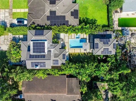 436 NE 88th Street El Portal FL 33138