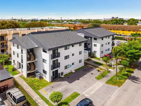 1490 W 42nd Place Hialeah FL 33012