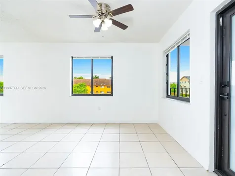 1490 W 42nd Place Hialeah FL 33012