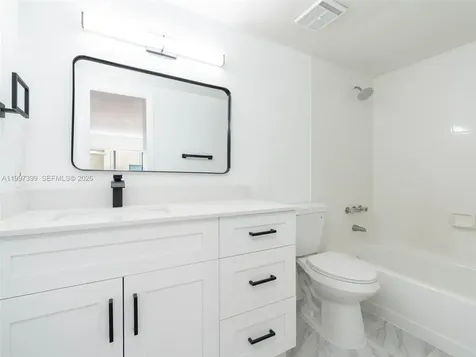 1490 W 42nd Place Hialeah FL 33012