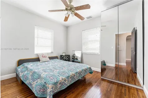 1601 N 16th Court Hollywood FL 33020