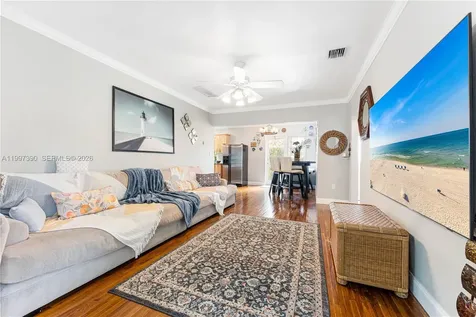 1601 N 16th Court Hollywood FL 33020