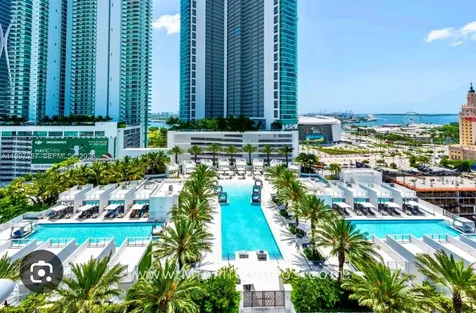 851 NE 1st Avenue Miami FL 33132
