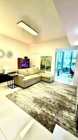 851 NE 1st Avenue Miami FL 33132