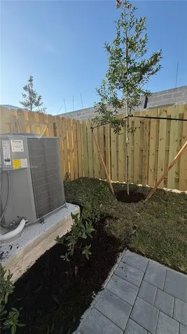 1087 SE 2nd Terrace Florida City FL 33034