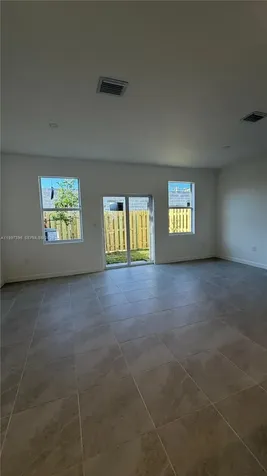 1087 SE 2nd Terrace Florida City FL 33034