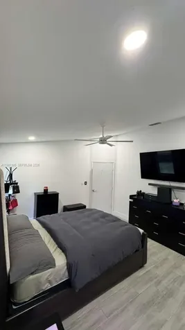 427 SW 169th Terrace Weston FL 33326