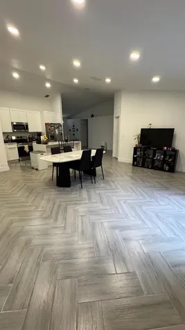 427 SW 169th Terrace Weston FL 33326
