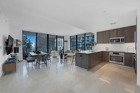 88 SW 7th Street Miami FL 33130