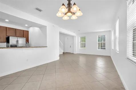 1148 SW 147th Avenue Pembroke Pines FL 33027