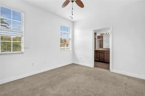 1148 SW 147th Avenue Pembroke Pines FL 33027