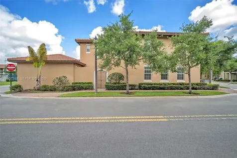 1148 SW 147th Avenue Pembroke Pines FL 33027