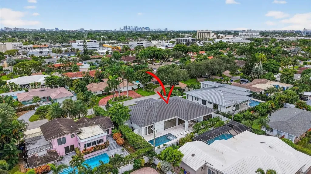 2757 NE 34 Street Fort Lauderdale FL 33306