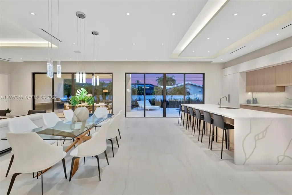 2757 NE 34 Street Fort Lauderdale FL 33306