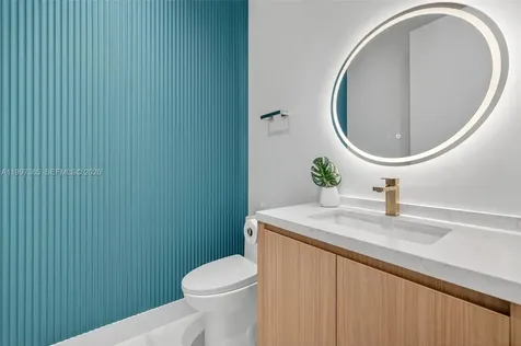 2757 NE 34 Street Fort Lauderdale FL 33306