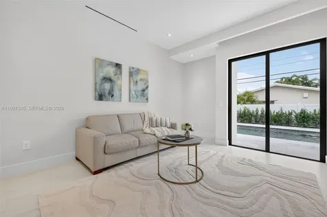2757 NE 34 Street Fort Lauderdale FL 33306