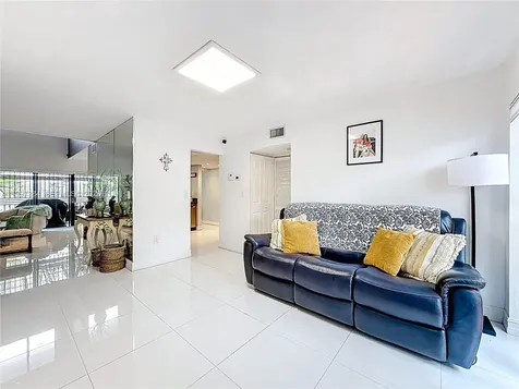 1291 SW 124th Court Miami FL 33184